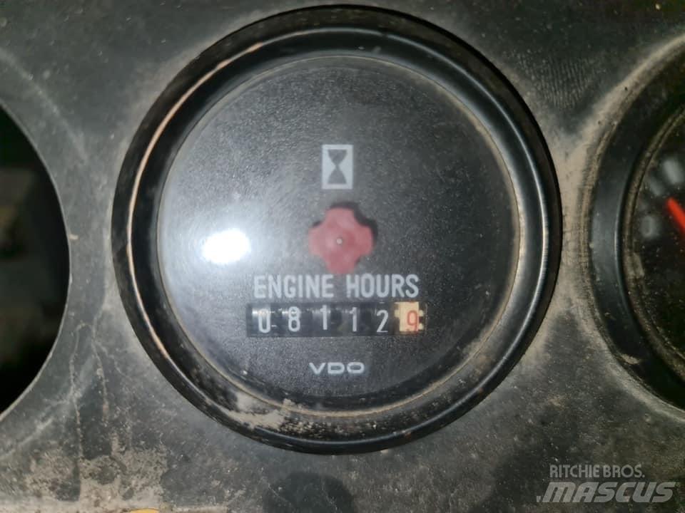 Bomag BW 184 AD مداحل ثنائية الاسطوانة