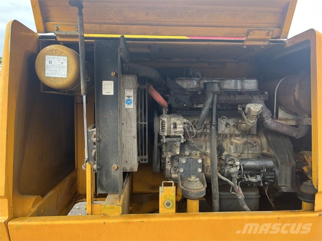 Aichi SR 182 رافعات سلة تلسكوبية