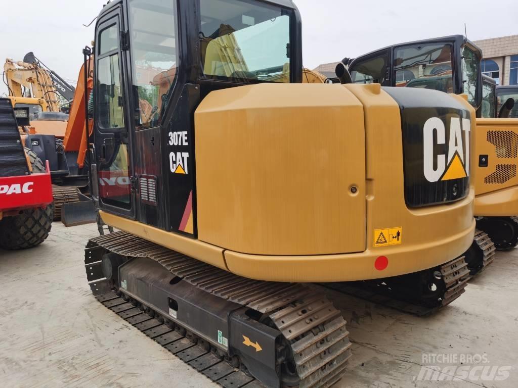 CAT 307 E حفارات زحافة