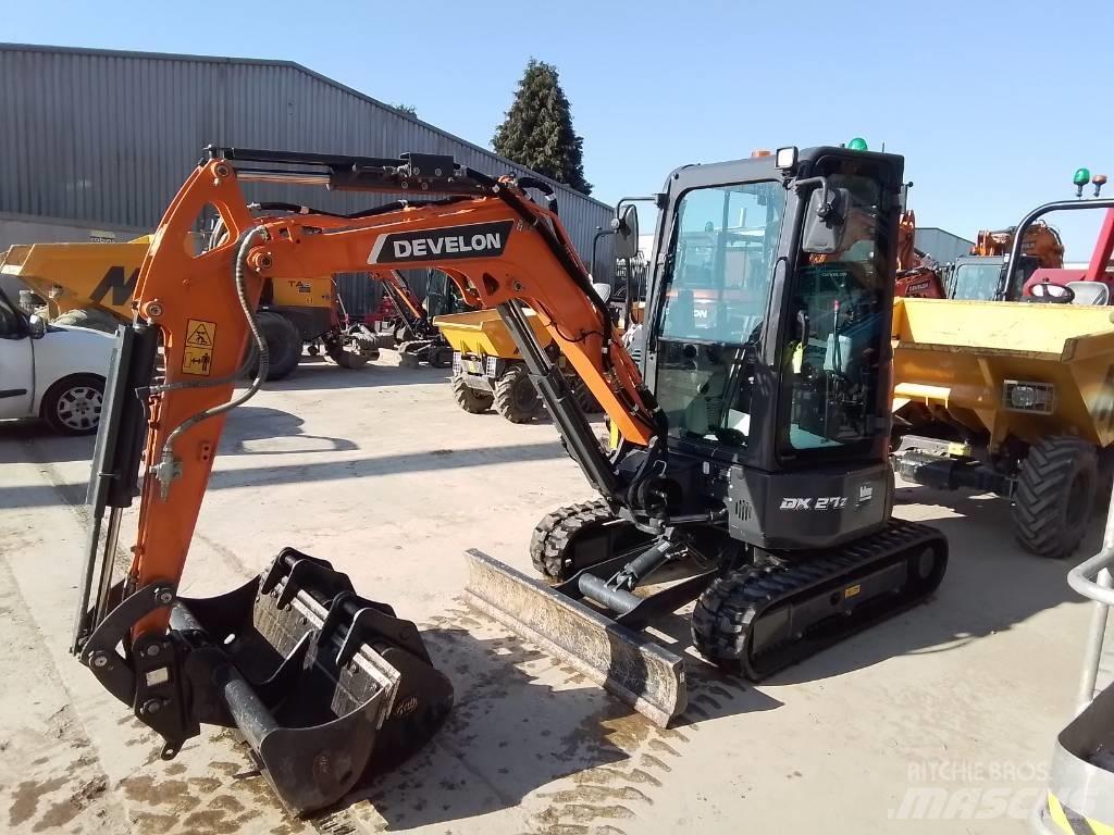Develon DX 27 Z-7 حفارات صغيرة أقل من 7 طن (حفارات صغيرة)