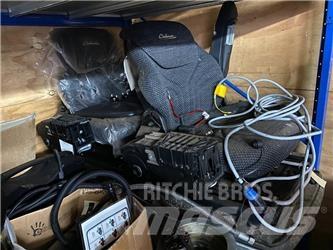 Fendt MT Cloth Seat ملحقات أخرى للجرارات