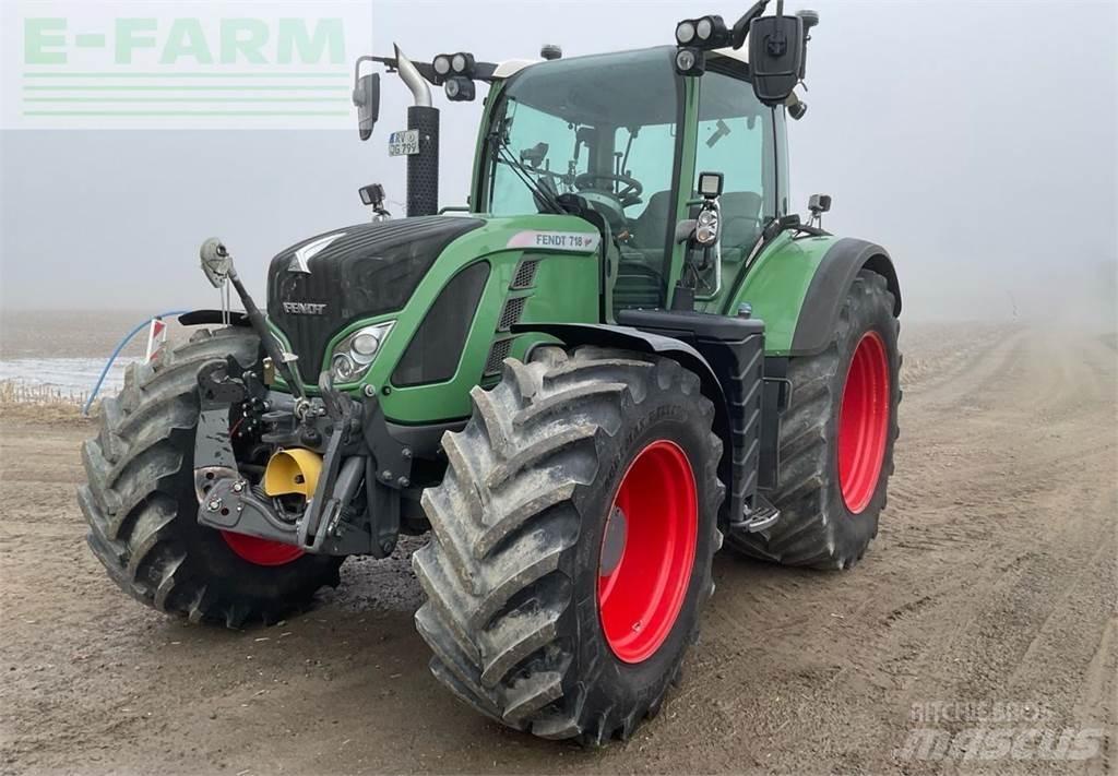 Fendt Vario 718 الجرارات