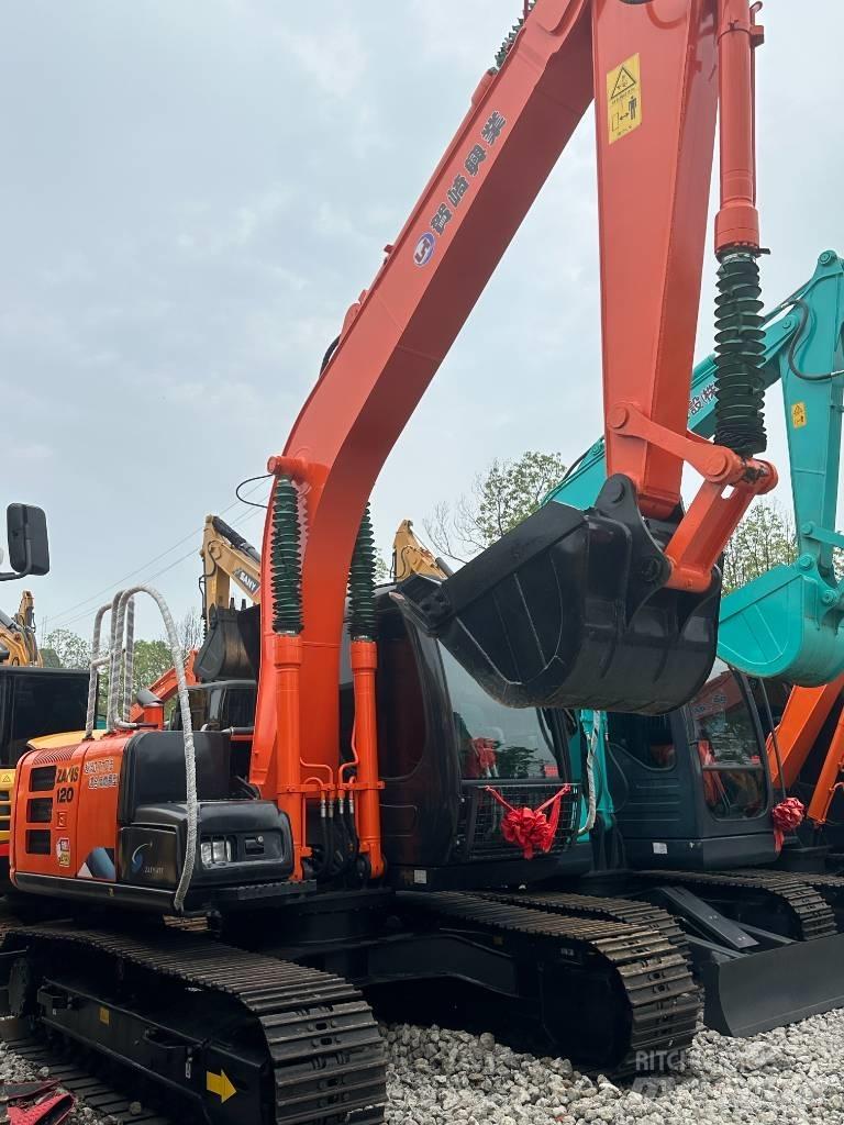 Hitachi ZX 120 حفارات زحافة