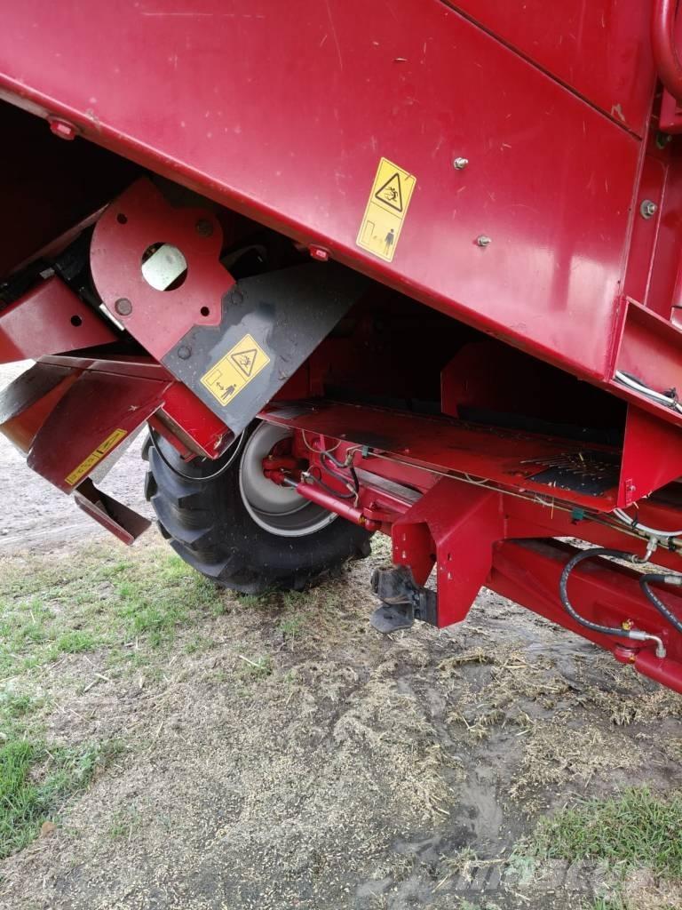 Case IH CF 80 حصادات