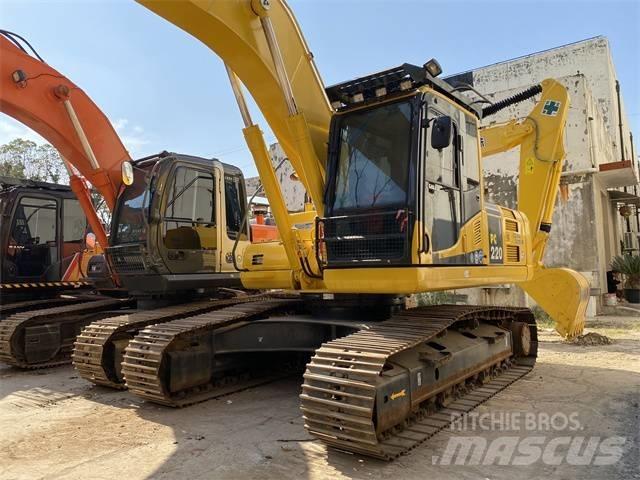 Komatsu PC 220-8 حفارات زحافة