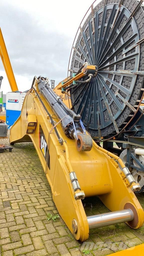 CAT 385/390/395 جرافات عكسية