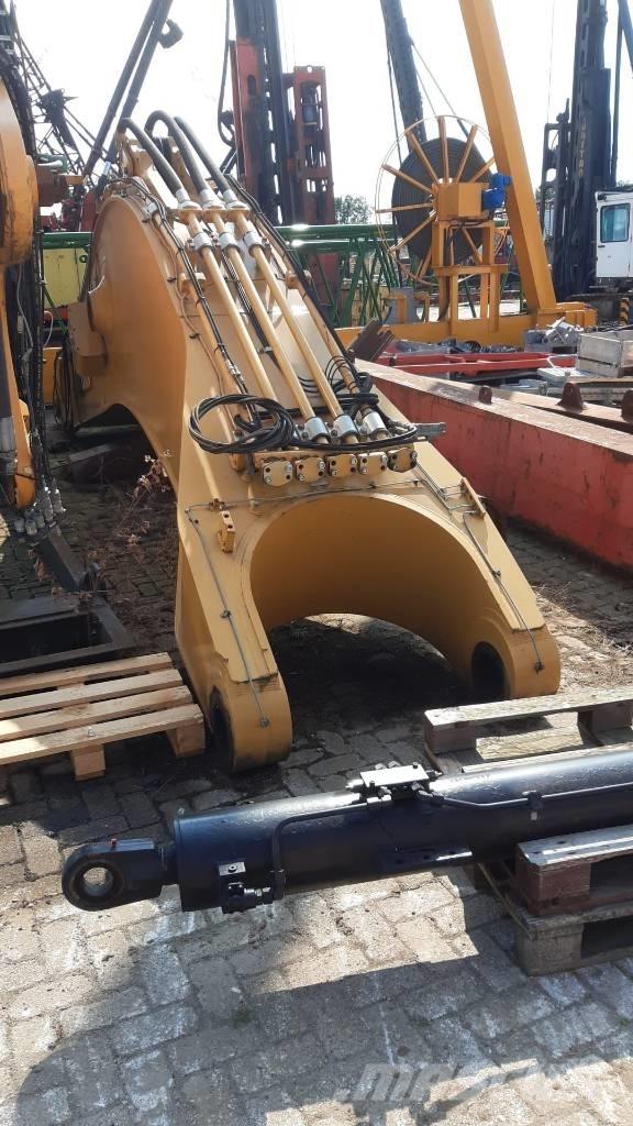 CAT 385/390/395 جرافات عكسية