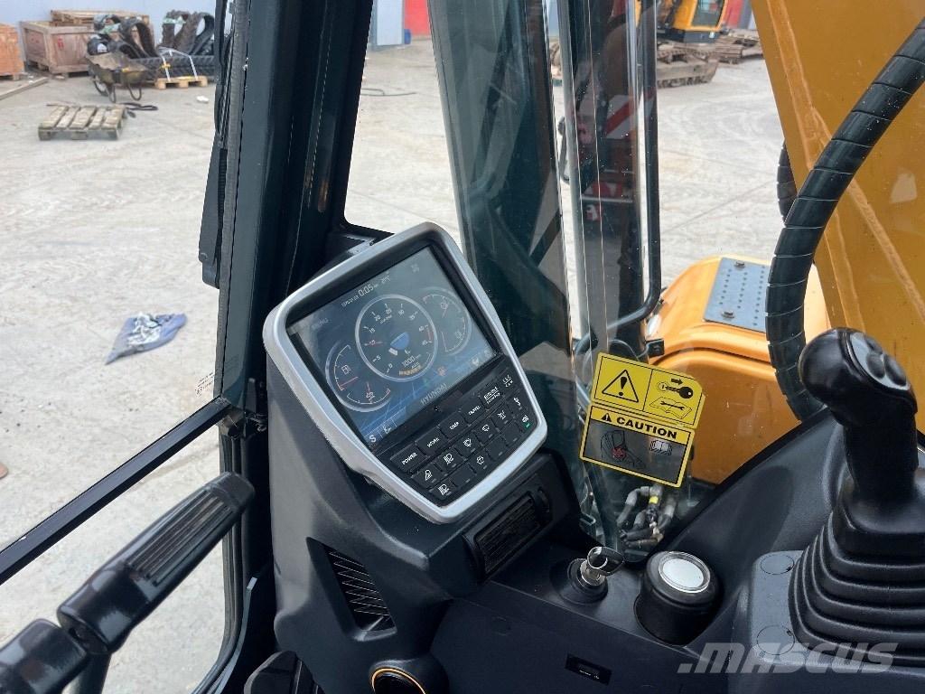 Hyundai HX140LC حفارات زحافة