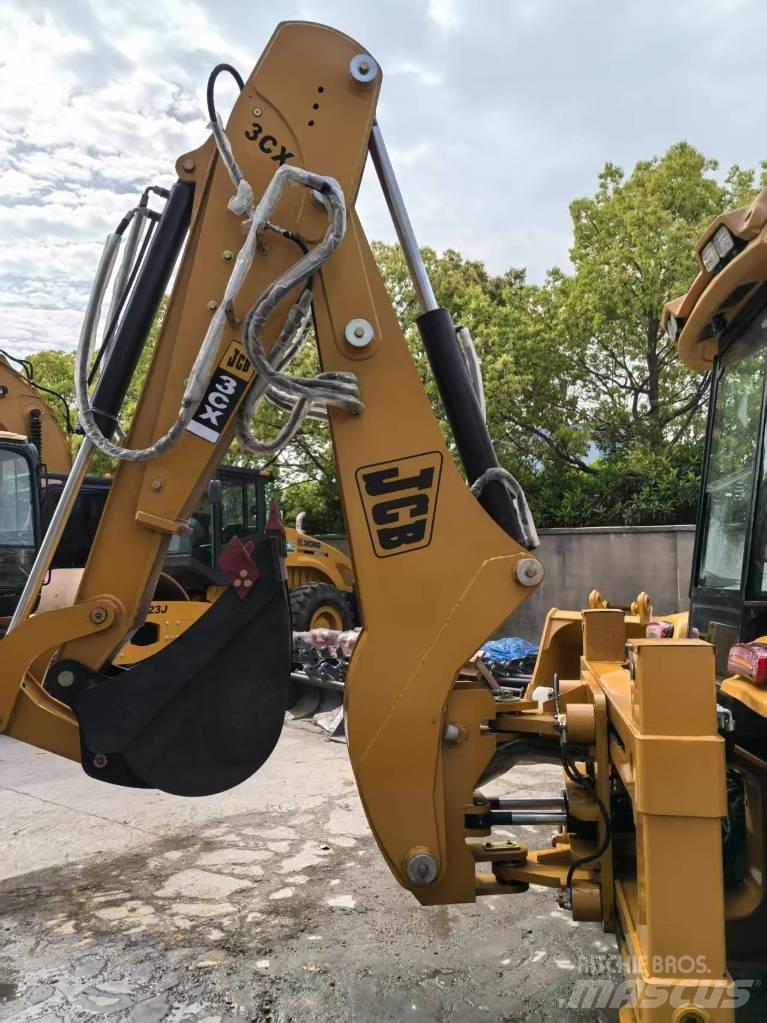 JCB 3 CX لوادر ذات جرافات عكسية