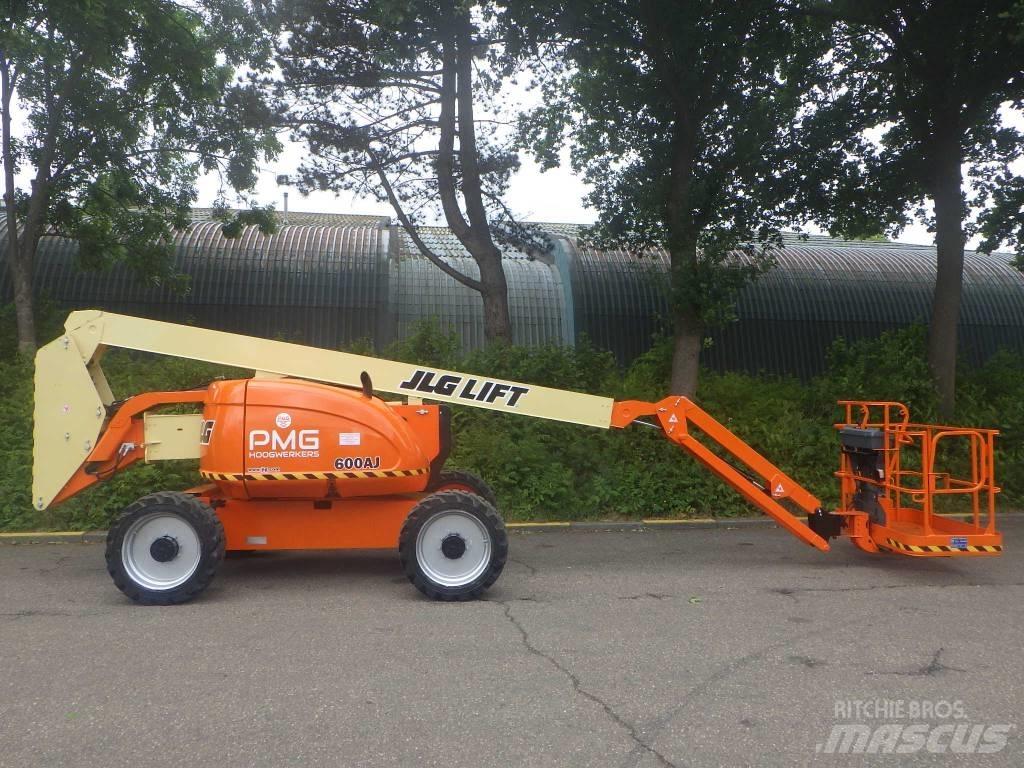 JLG 600AJ رافعات سلة مفصلية