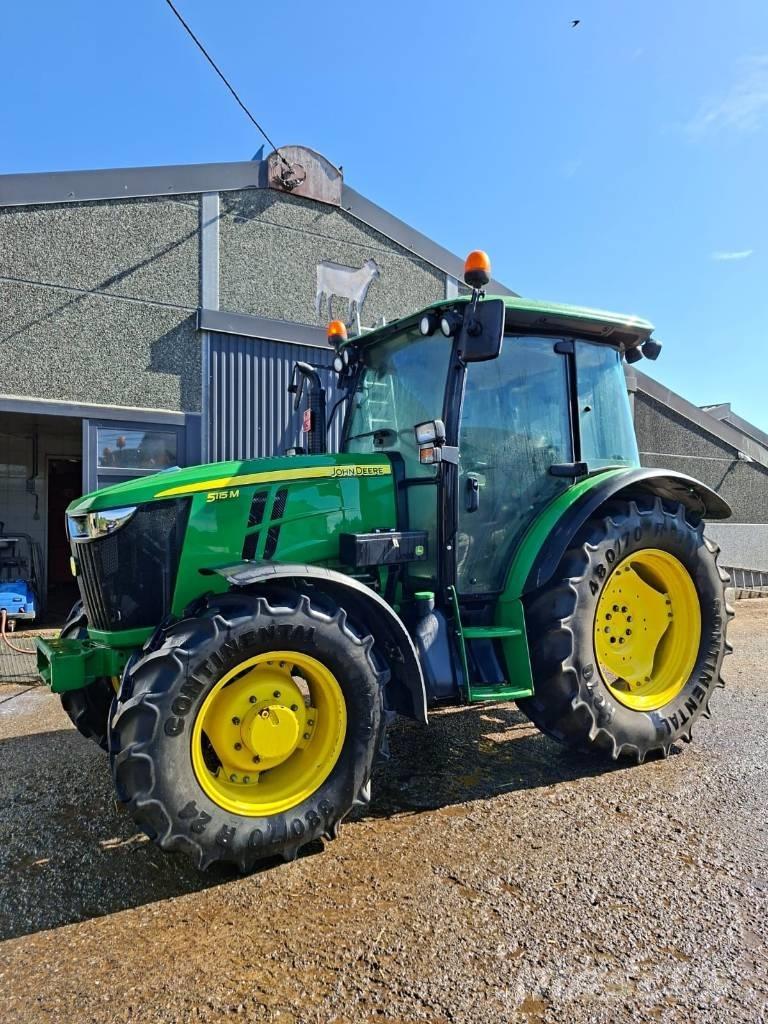 John Deere 5115M الجرارات