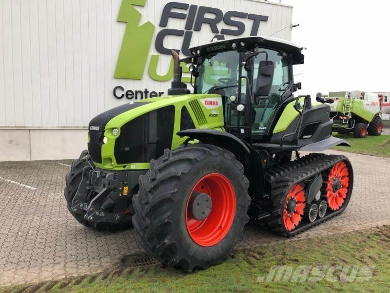 CLAAS AXION 960 TT الجرارات