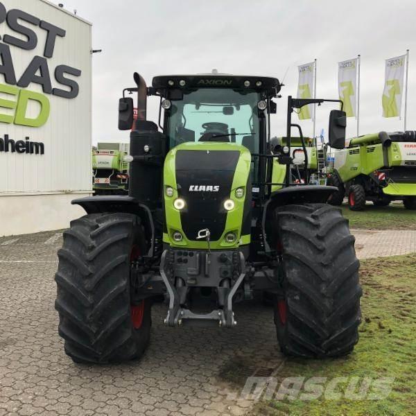 CLAAS AXION 960 TT الجرارات