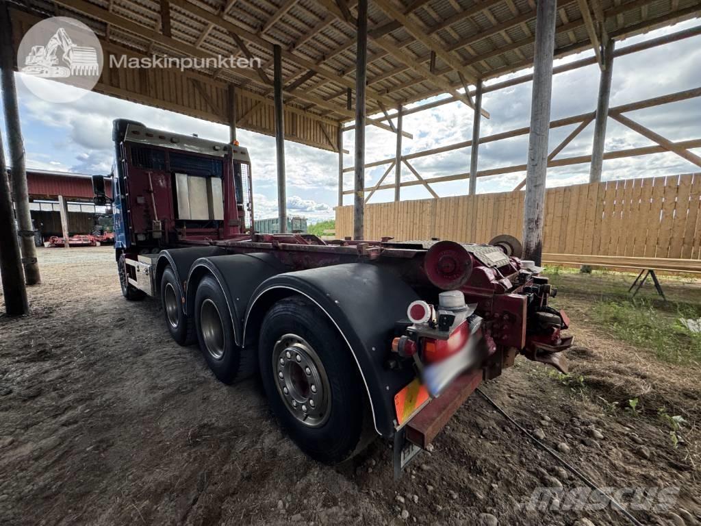 Volvo FH 16 550 شاحنات الرافعات الخطافية