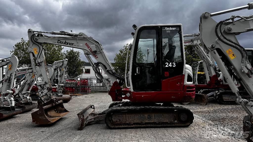 Takeuchi TB 240 حفارات صغيرة أقل من 7 طن (حفارات صغيرة)