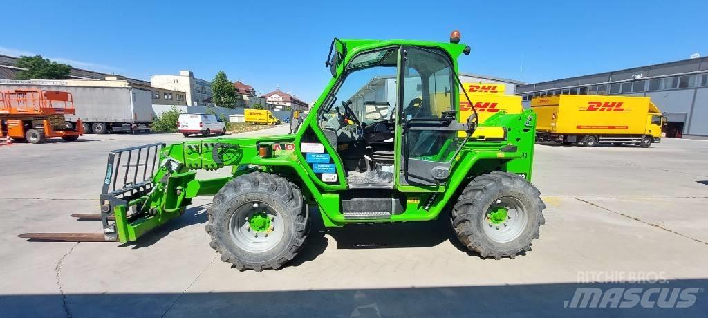 Merlo P 38.13 مناولات متداخلة