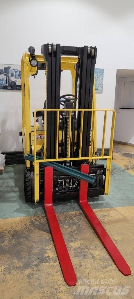 Hyster J 2.00 XNT شاحنات ذات رافعات شوكية تعمل بالكهرباء