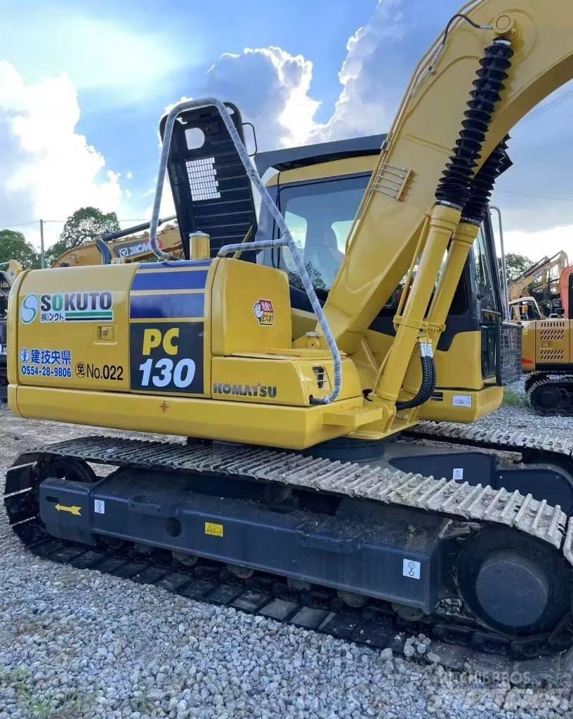 Komatsu PC 130 حفارات وسط 7 طن - 12 طن