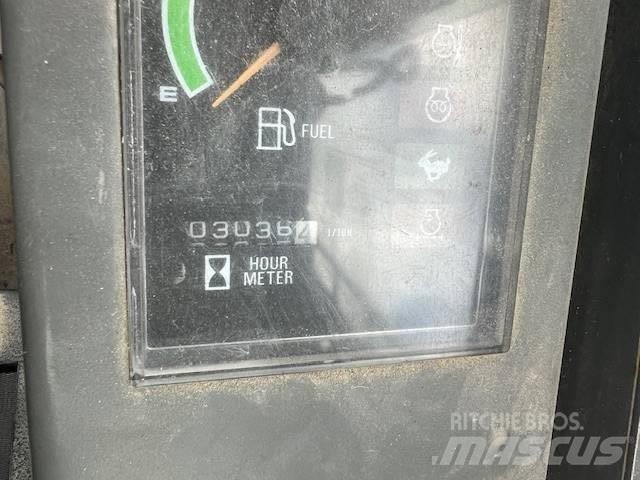 Takeuchi TB 23 R حفارات صغيرة أقل من 7 طن (حفارات صغيرة)