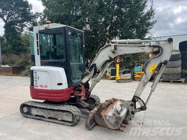 Takeuchi TB 23 R حفارات صغيرة أقل من 7 طن (حفارات صغيرة)
