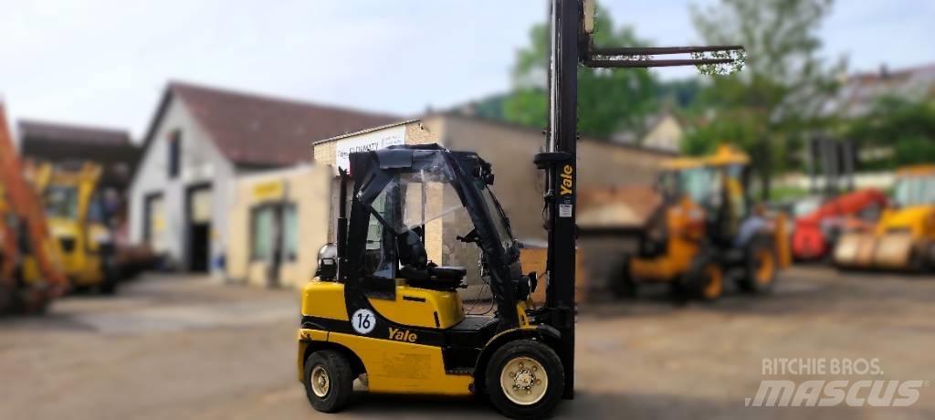 Yale GLP25VX شاحنات LPG