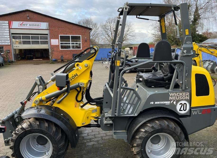 Wacker Neuson WL 25 لوادر بعجل