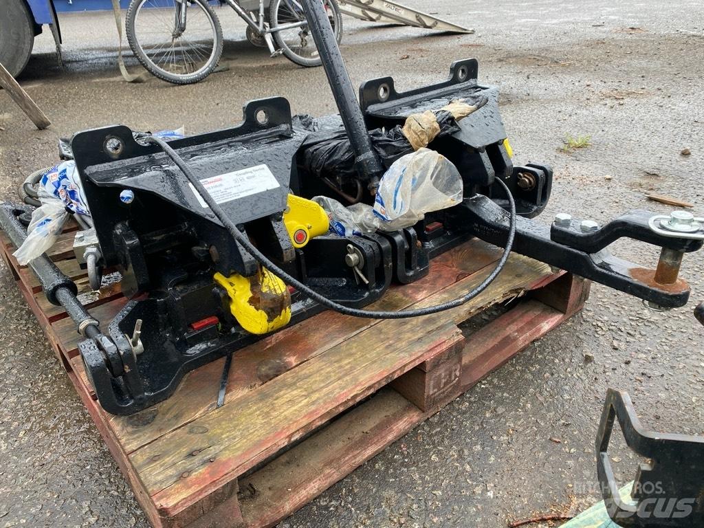 Case IH PUMA 240 CVX المسارات والسلاسل والهيكل السفلي