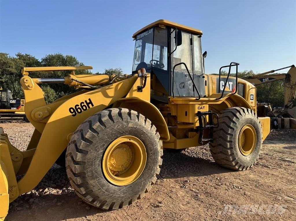 CAT 966 H لوادر بعجل