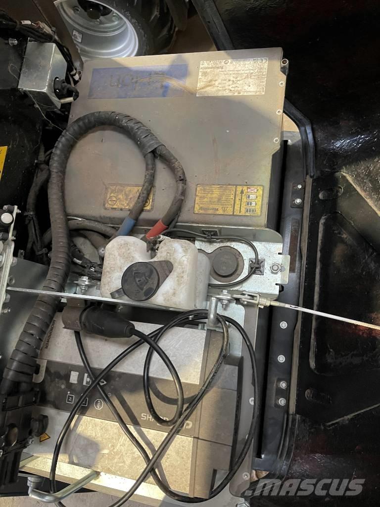 Kubota RT220-2e لوادر بعجل