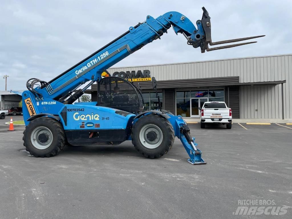 Genie GTH 1256 مناولات متداخلة