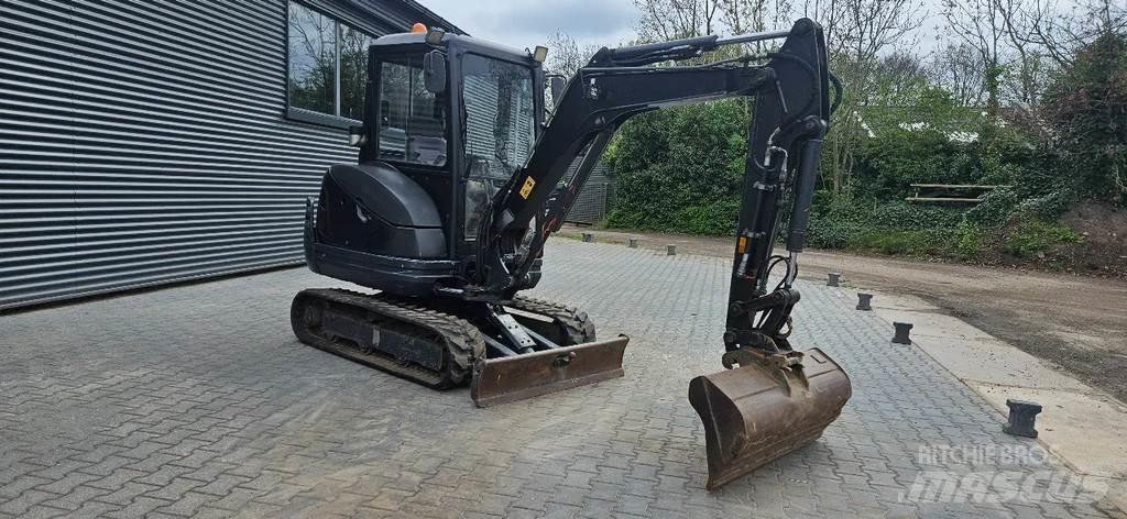 Kubota KX61-3 حفارات صغيرة أقل من 7 طن (حفارات صغيرة)