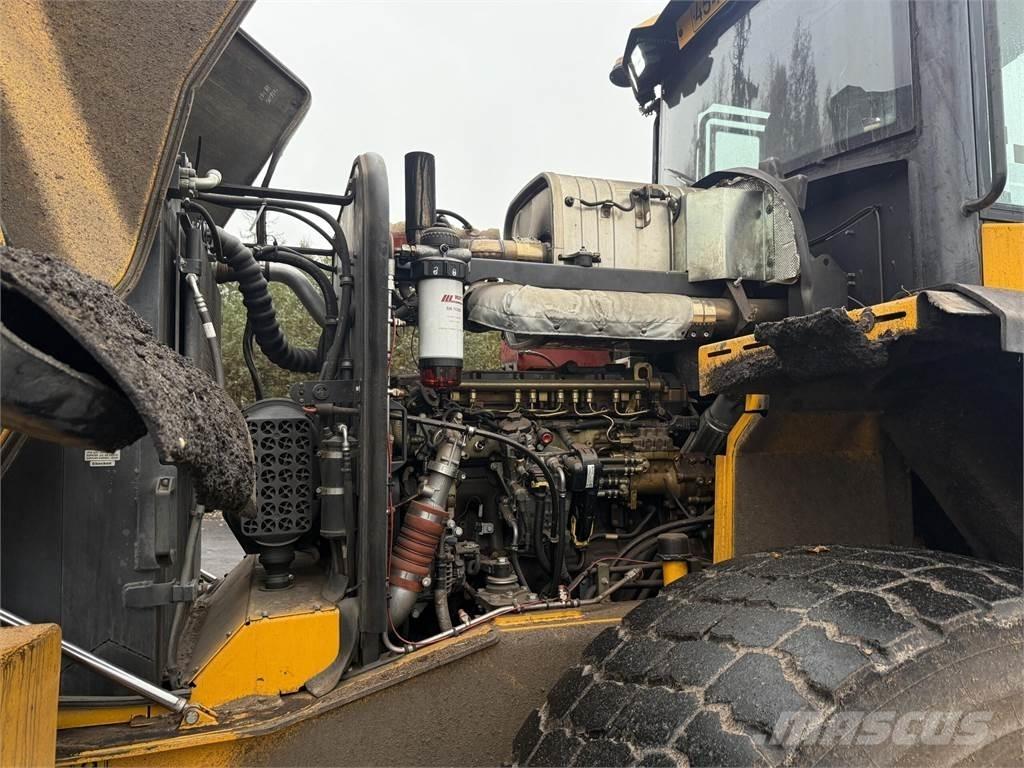 JCB 457HT لوادر بعجل