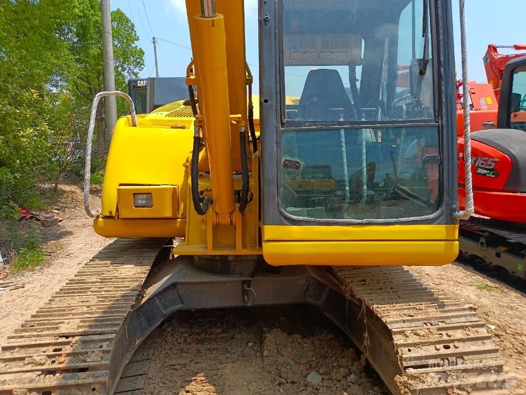 Komatsu PC 60 حفارات صغيرة أقل من 7 طن (حفارات صغيرة)