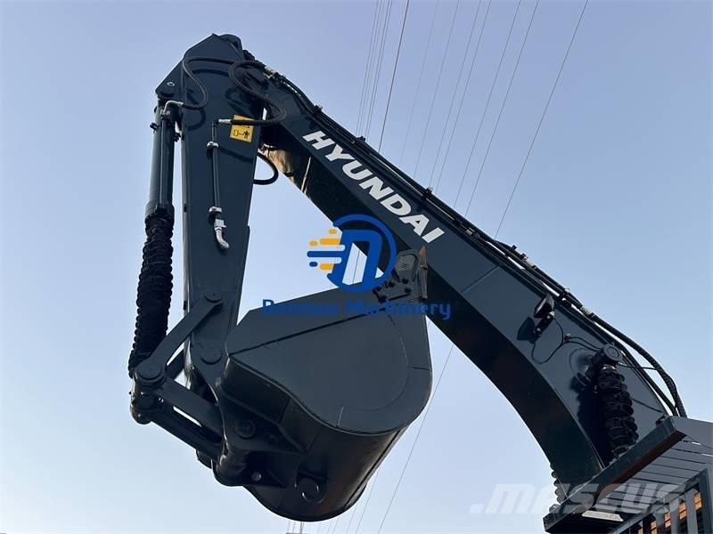 Hyundai HX220 HD حفارات زحافة