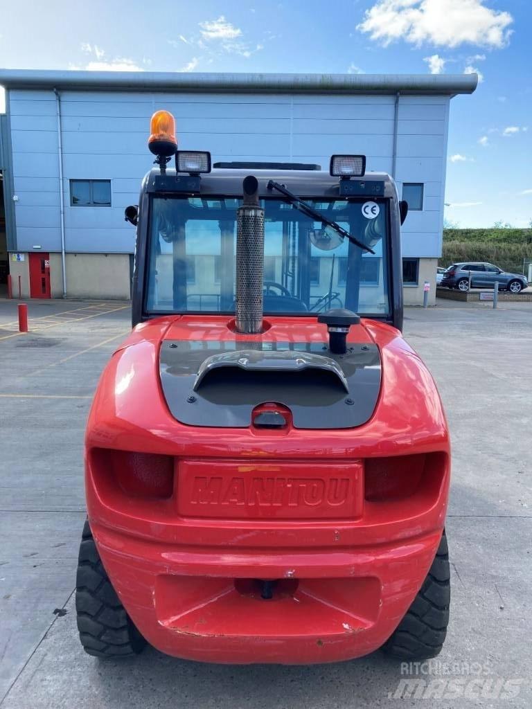 Manitou MSI 35 شاحنات الديزل