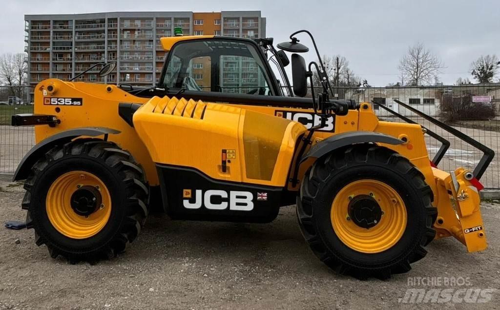 JCB 535 - 95 مناولات متداخلة