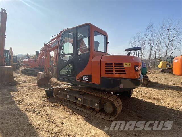 Doosan DX80 حفارات وسط 7 طن - 12 طن