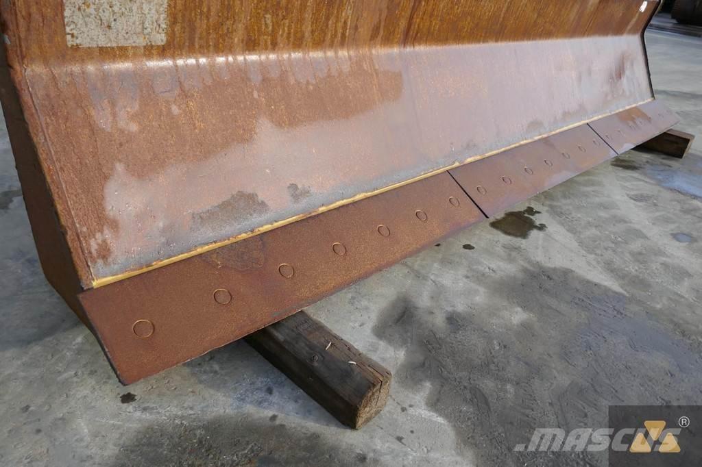 CAT Skidder blade نصول