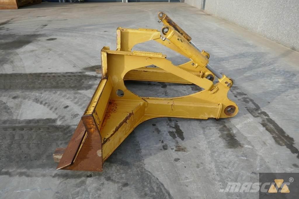 CAT Skidder blade نصول