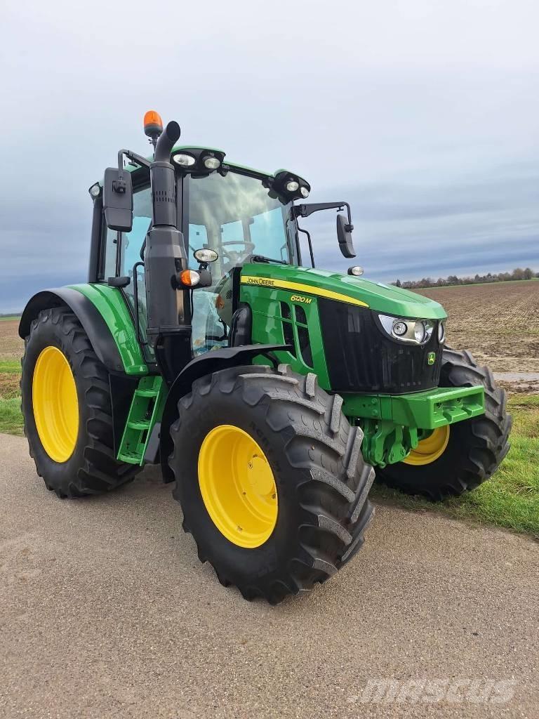 John Deere 6120M الجرارات