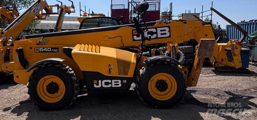JCB 540-180 مناولات متداخلة