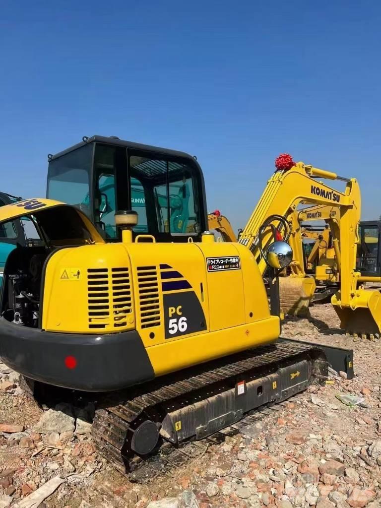 Komatsu 56-7 حفارات زحافة