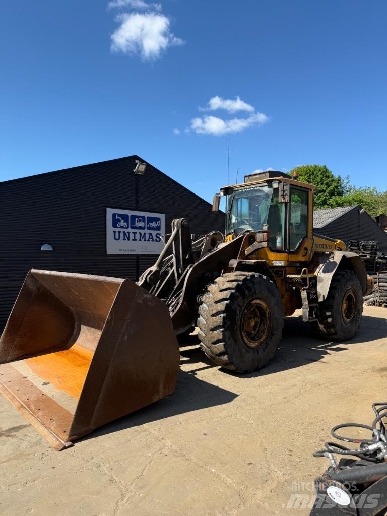 Volvo L 110 F لوادر بعجل