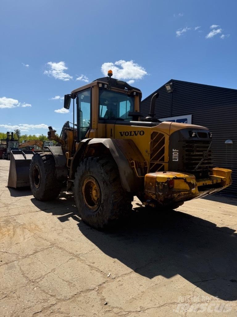 Volvo L 110 F لوادر بعجل