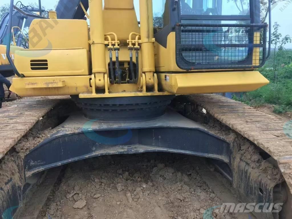 Komatsu PC 300 حفارات زحافة