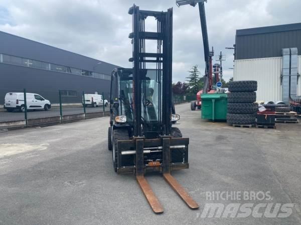 Manitou MSI35 شاحنات الطرق الوعرة