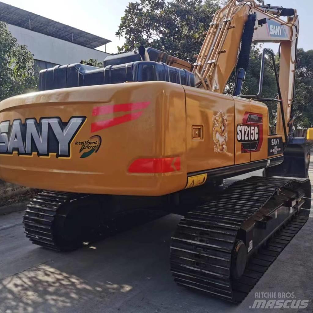 Sany SY 215 C حفارات زحافة