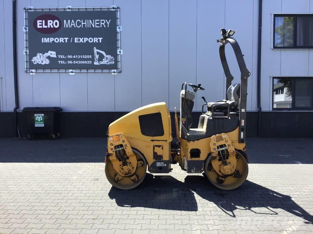 Volvo DD 25 مداحل ثنائية الاسطوانة