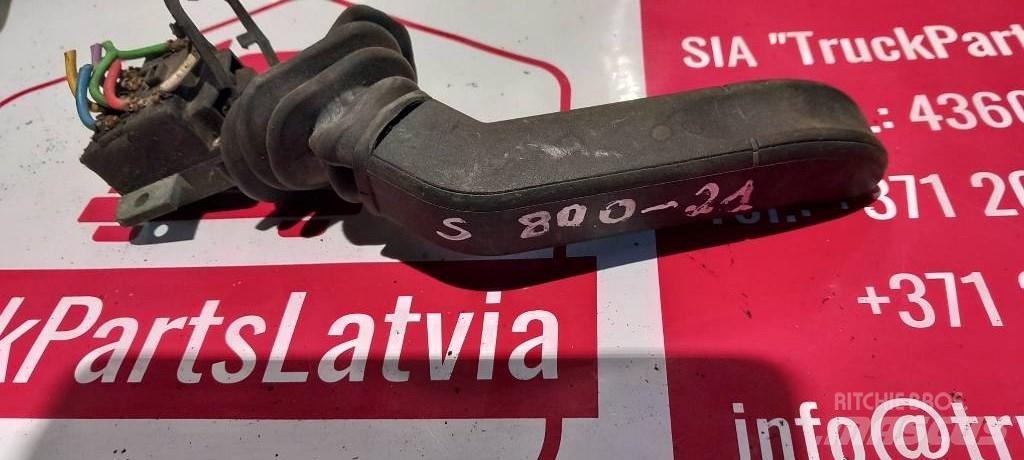 Scania R 420.  1372985 كابينة والداخلية