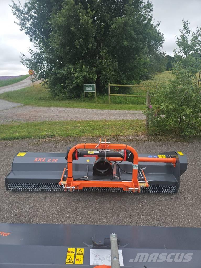 Agrimaster KL 250 SW جزازات وأغطية المراعي